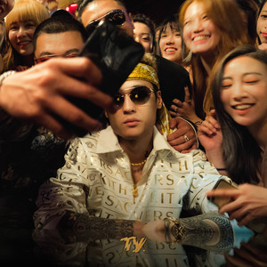 亚洲国AV产品马无码久久久卡不群魔乱舞
